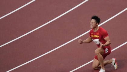 开云下载-东奥中国5大惊喜：汪顺200混夺金 苏炳添飚出9秒83