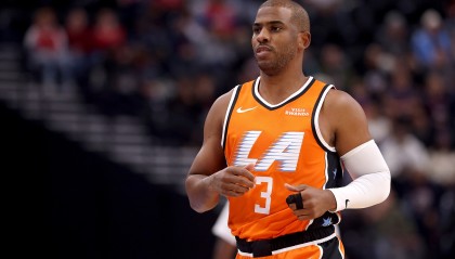 开云体育网址-桑德斯：保罗对我很好&amp;我们关系不错 路威：你应对媒体培训做得好