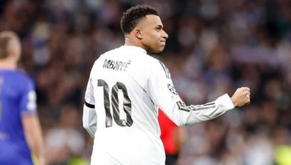 开云体育官网-6-1！姆巴佩梅开二度破纪录，1.5亿天王独造4球，皇马大开杀戒