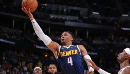 开云体育下载-转型！韦少状态回升的原因？减少自主进攻+增加无球