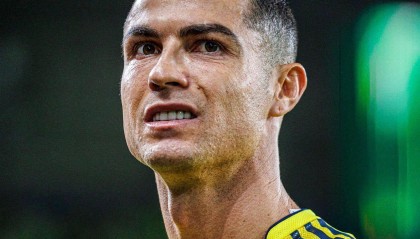 开云下载-西媒：C罗还在沙特养伤，沙特联赛可能停摆，0冠和1000球无法达成