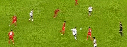 1633985443010058449.gif 544361.gif